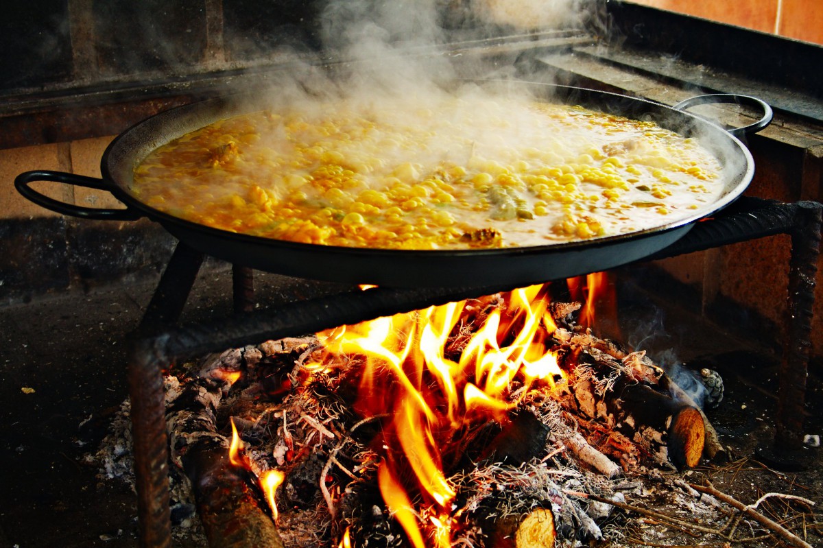 La ‘paella’ de Jamie Oliver y otros atentados culinarios contra nuestra gastronomía