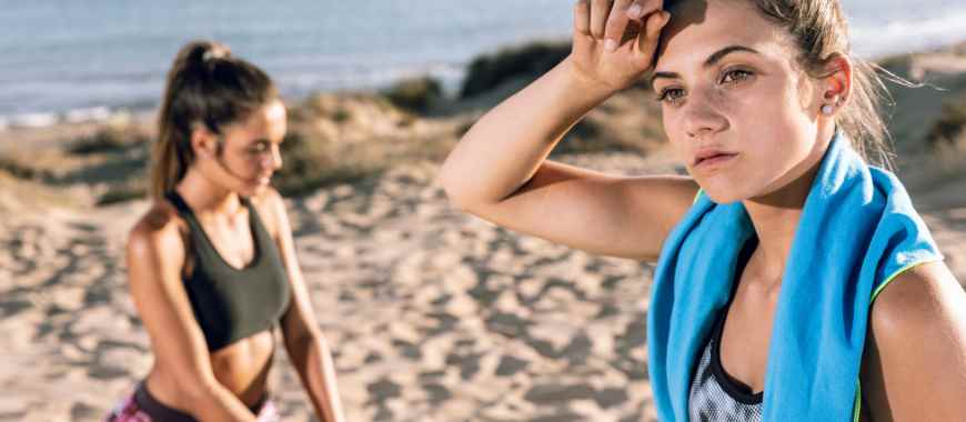 Actividad en las playas de Valencia