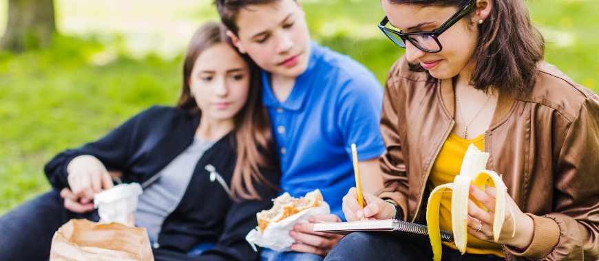 que comen los estudiantes universitarios